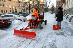 Уборка снега в столице Южного Урала 